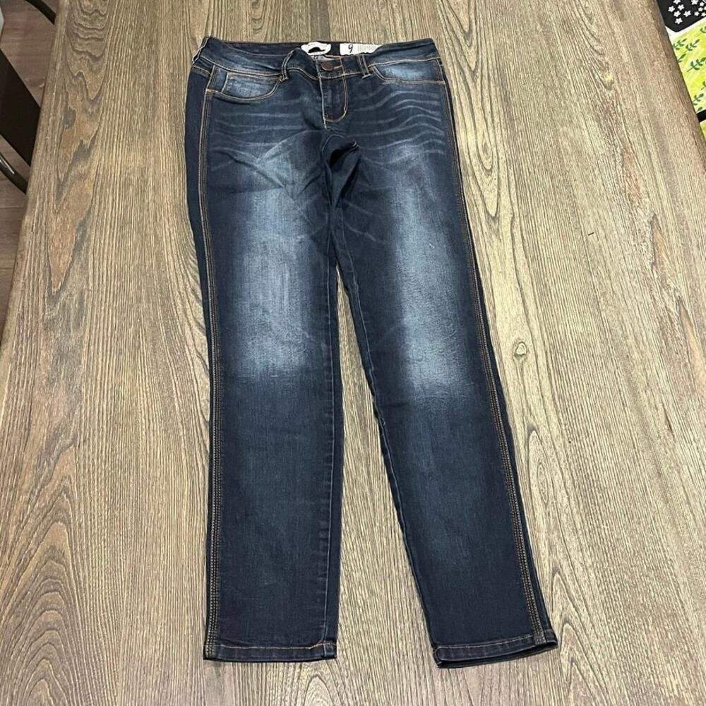 Indigo Rein Women's Straight Jeans Mid Rise Denim Whiskering Dark Wash Blue Sz 9